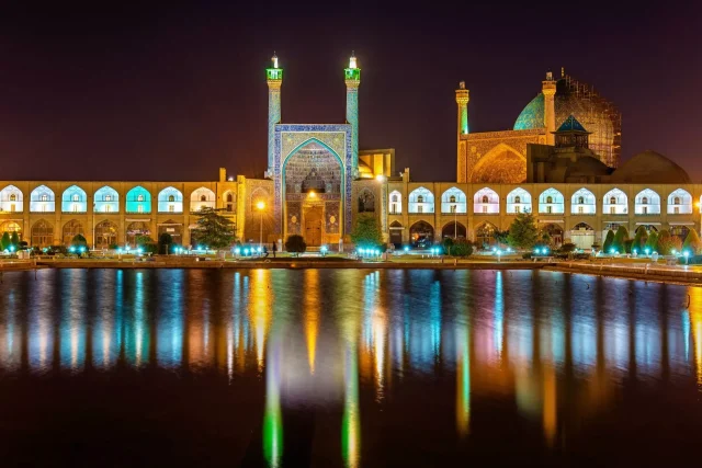 معلومات عن مدينة اصفهان معلومات عن مدينة اصفهان