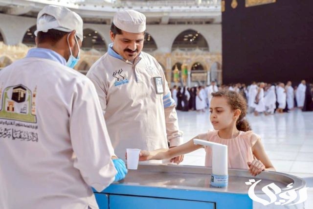 "العناية بشؤون الحرمين": مختبرات ذات تقنية عالية للتأكّد من نظافة ونقاء ماء زمزم "العناية بشؤون الحرمين": مختبرات ذات تقنية عالية للتأكّد من نظافة ونقاء ماء زمزم