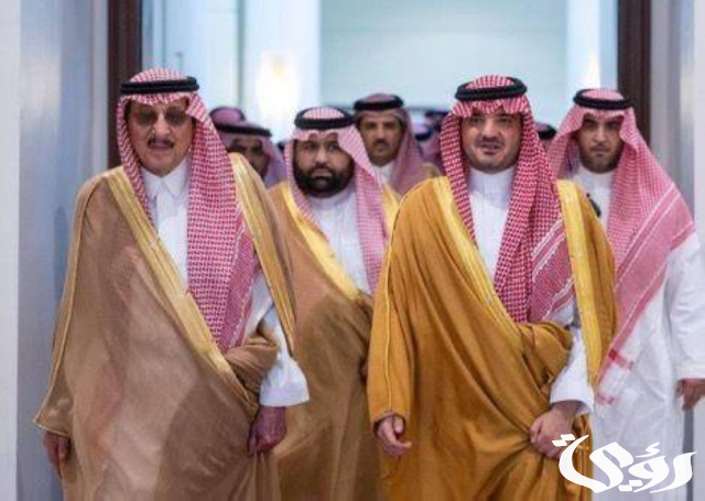 وزير الداخلية يلتقي أمير جازان ويطلع على المبادرات التنموية والتطويرية للإمارة وزير الداخلية يلتقي أمير جازان ويطلع على المبادرات التنموية والتطويرية للإمارة