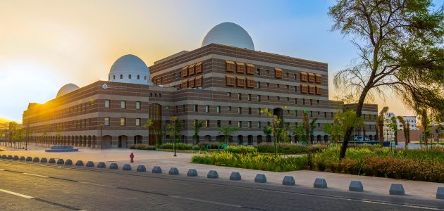 أمانة منطقة المدينة المنورة تواصل أعمال الصيانة لشبكة الطرق