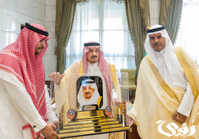 السند يفتتح المركز الميداني التوعوي بمكتبة مكة المكرمة السند يفتتح المركز الميداني التوعوي بمكتبة مكة المكرمة