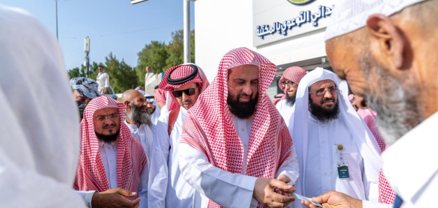 السند يفتتح المركز الميداني التوعوي بمكتبة مكة المكرمة