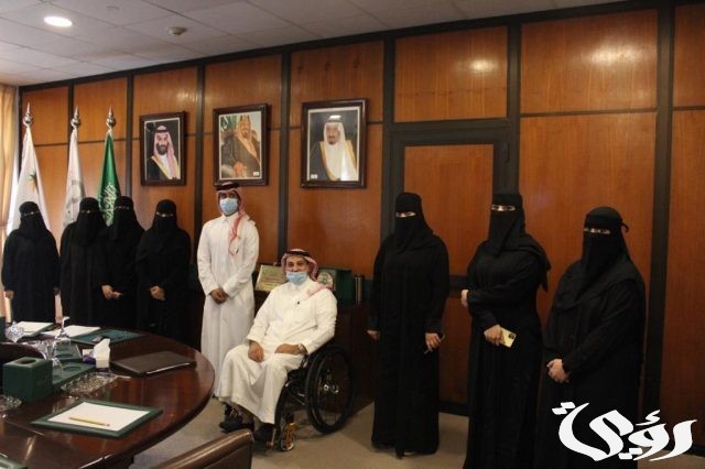 وزارة الموارد البشرية تنفذ مبادرة "نسك" لاستقبال ضيوف الرحمن وزارة الموارد البشرية تنفذ مبادرة "نسك" لاستقبال ضيوف الرحمن