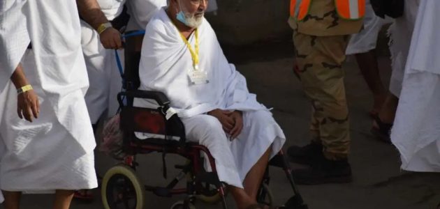 الخط الساخن ينقذ حياة "حاج إيراني" من جلطة قلبية حادة بمكة