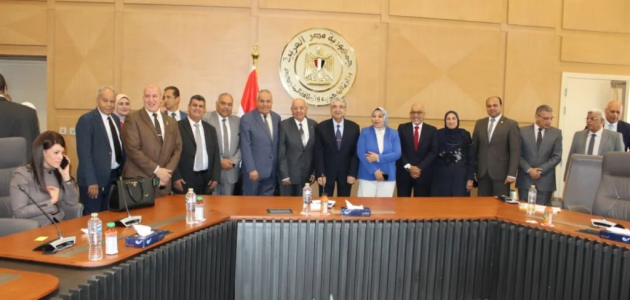 الكهرباء ترصد 42 مليار جنيه استثمارات للمصرية لنقل الطاقة خلال 2024-2025
