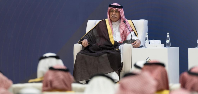 وزير التجارة يجتمع برجال وسيدات الأعمال بالمدينة المنورة لتطوير الأعمال