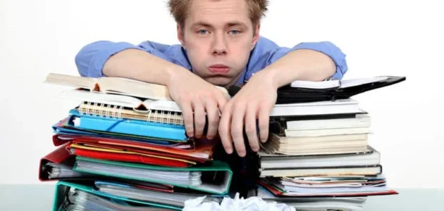 دليل اختبار GRE تكلفة الامتحان وكيف يمكن اجتيازه