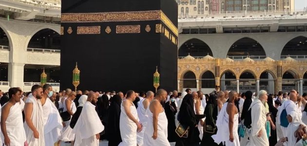 وزارة السياحة تعلن أسعار وضوابط العمرة الجديدة وغرامة ضخمة للمخالفين.. تعرف علي التفاصيل