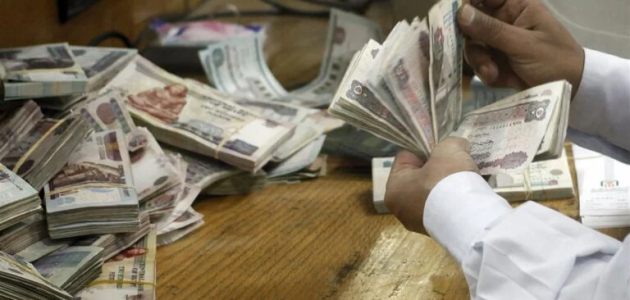 بكري يزف بشرى سارَّة للموظفين وأصحاب المعاشات.. موعد زيادة المرتبات 2025 رسميًا بالقانون